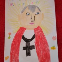 Laurki wykonanych przez dzieci z SP7 w Cieszynie z okazji setnych urodzin Jana Pawła II 2020